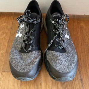 UnderArmour Sneakers